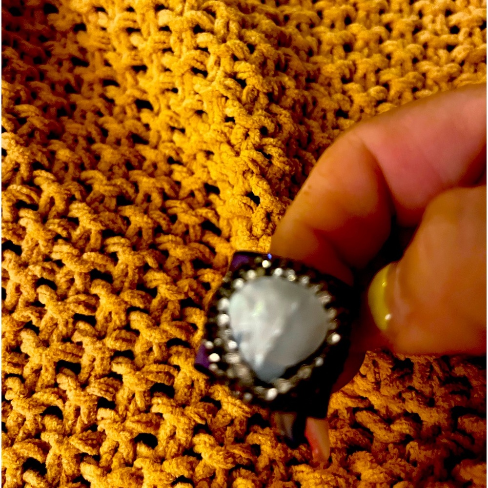 Sassy Jones never worn adjustable ring